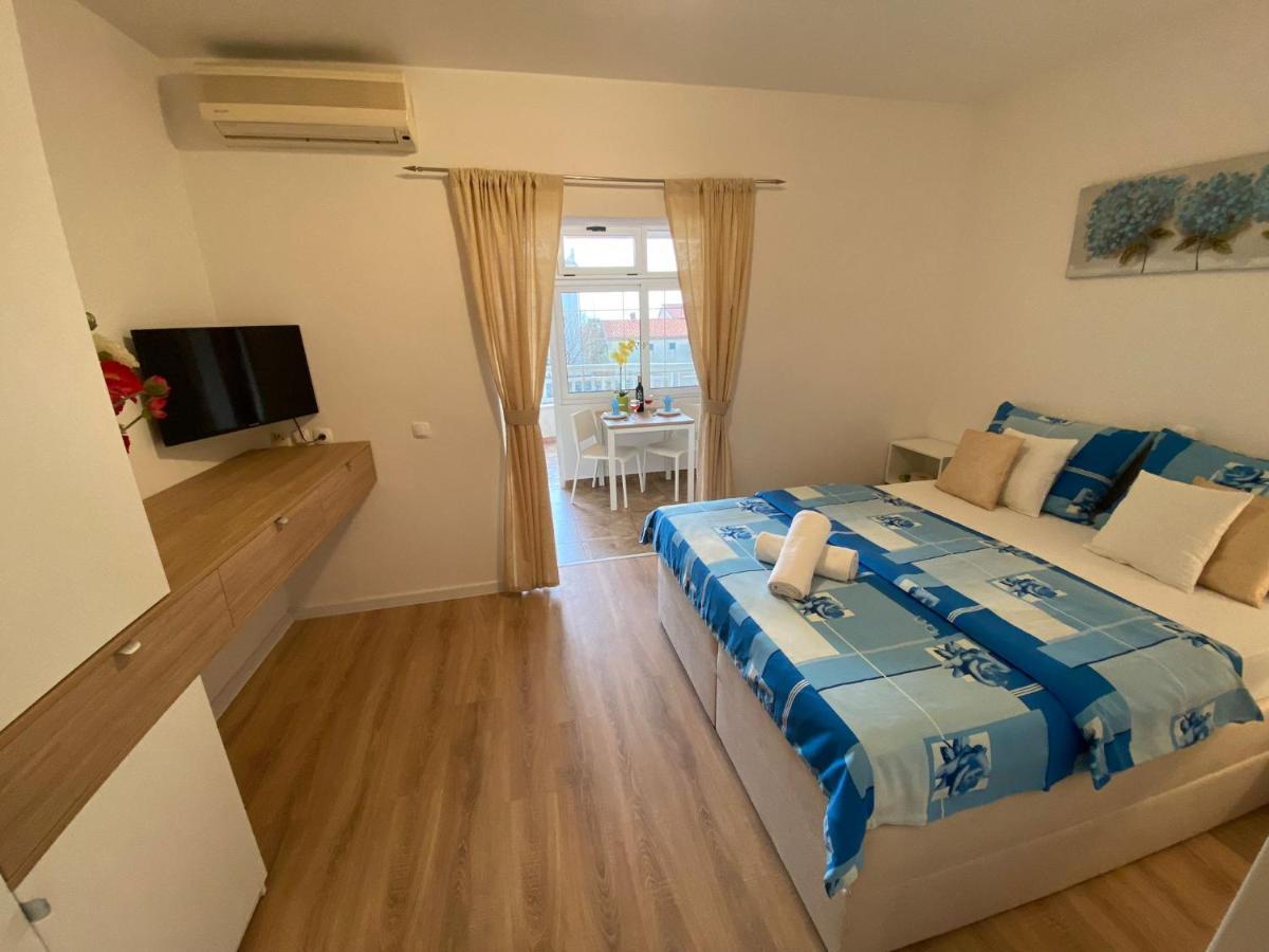 Apartments Kovac Makarska Exterior photo