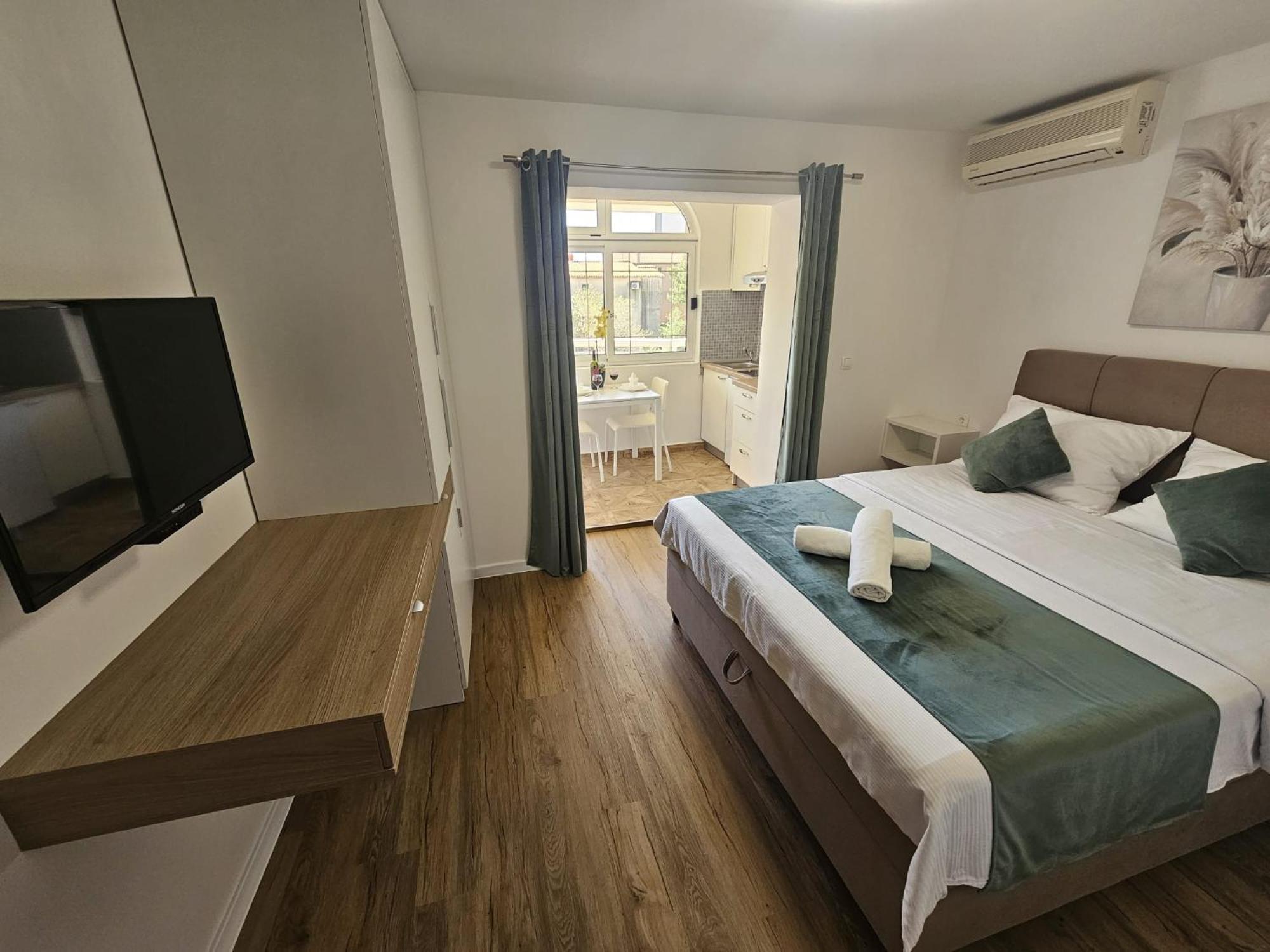 Apartments Kovac Makarska Room photo