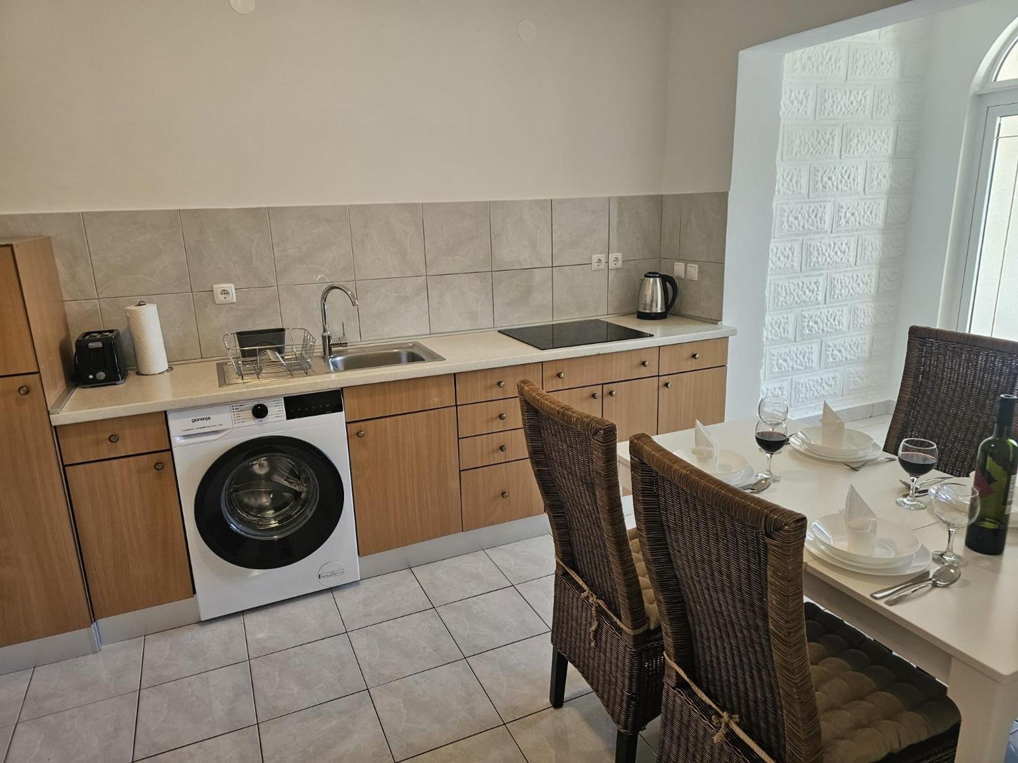 Apartments Kovac Makarska Room photo
